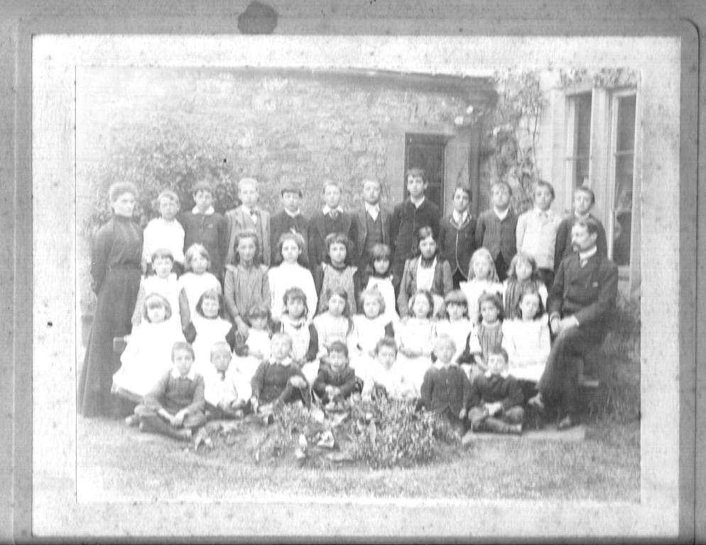 School photo circa 1905