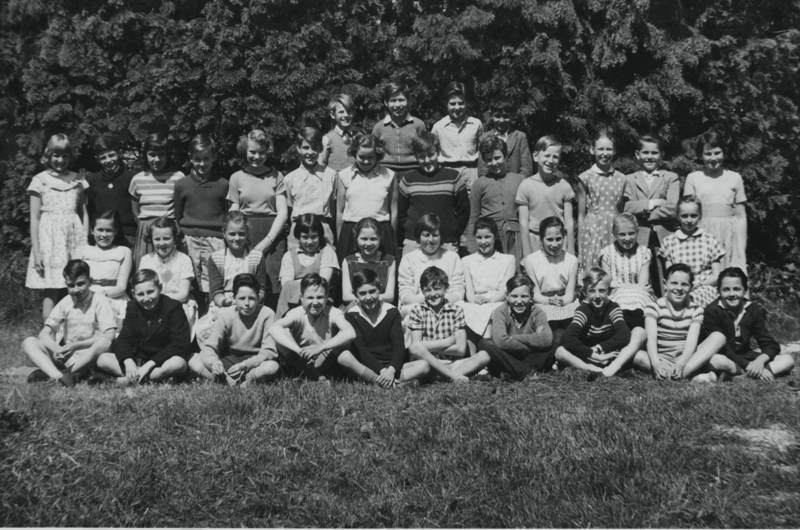 Shrivenham School Class from 1956/7