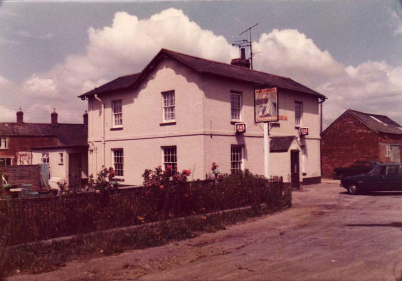 The Victoria Pub from circa 1970s. Photo by the late Roy Selwood, Shrivenham