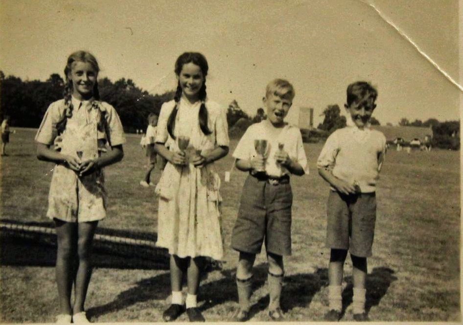 Catherine Knapp (Gould) and friends in the 1950s
