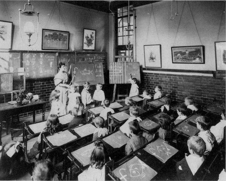 Lesson in progress at Shrivenham Primary School - mock-up of Victorian Day circa 1900