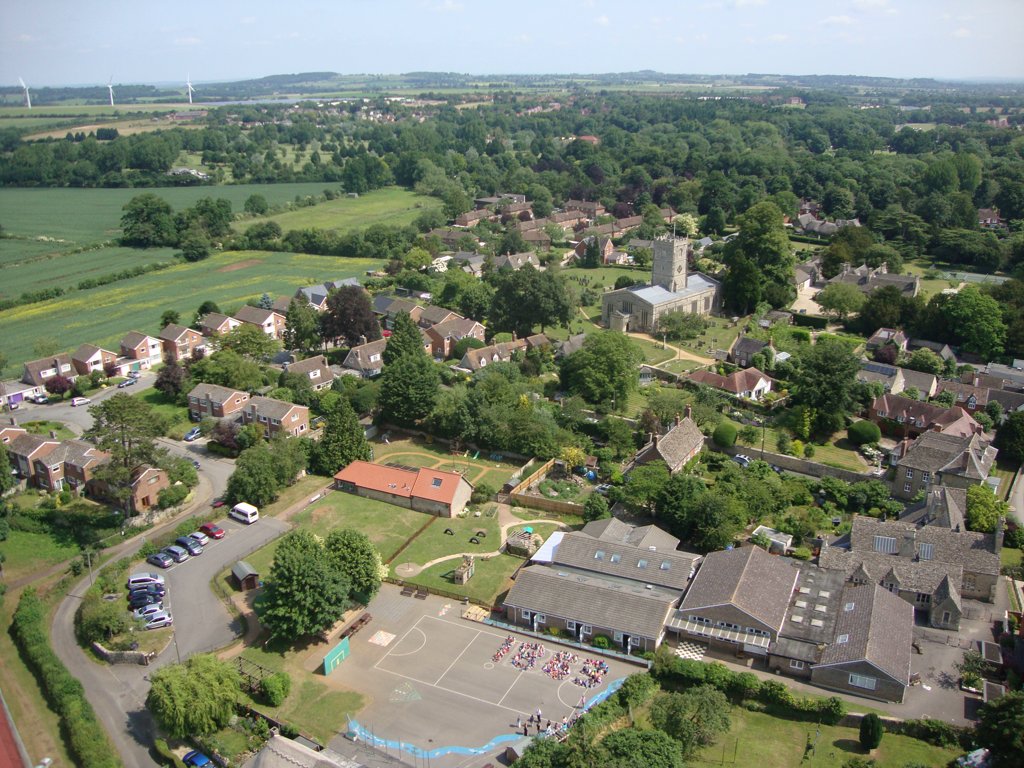 Shrivenham School with Dodds Lane behind. The school was opened Iin 1863. Photo by Neil B. Maw