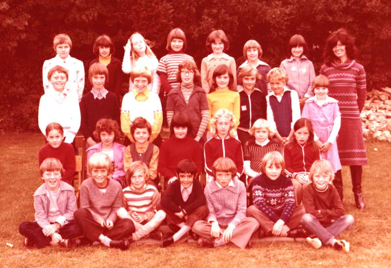 Shrivenham School Class from 1977