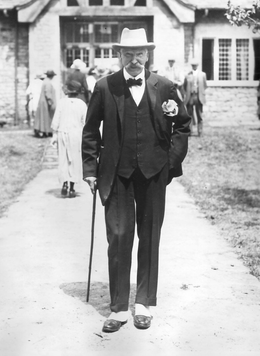 Walter Bulkeley Lord Viscount Barrington (9th) outside the Memorial Hall, Shrivenham, when it was officially opened by Princess Beatrice in 1925. Photo courtesy of Paul Williams