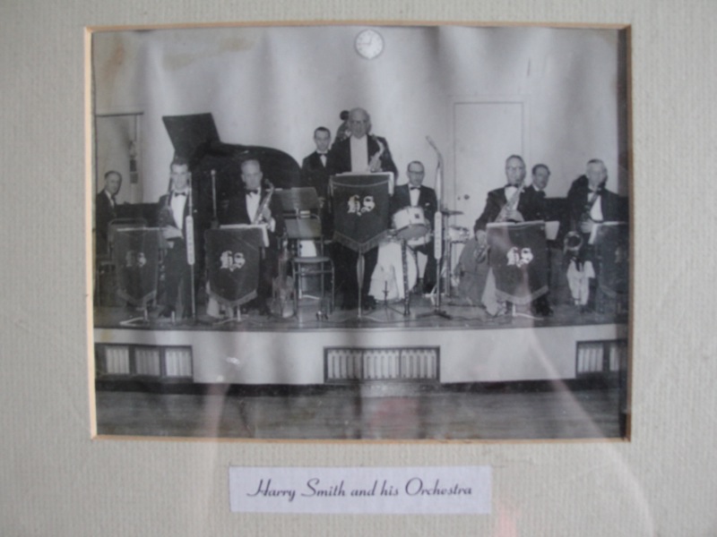 Harry Smith and his orchestra