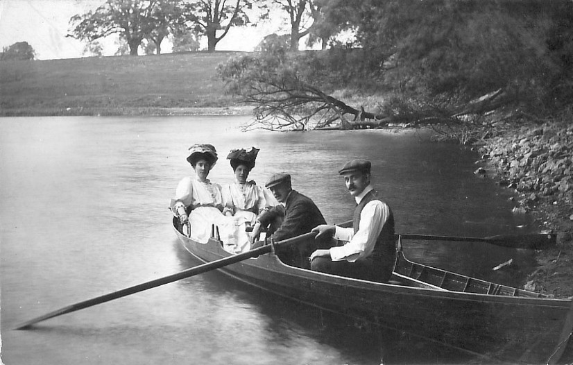 Boating on Coate in 1905. Photo courtesy of Paul Williams