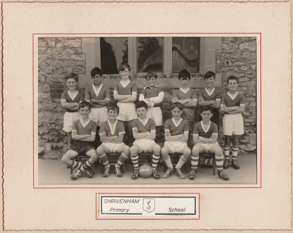 Photo of football team sent in by Alan Higgs